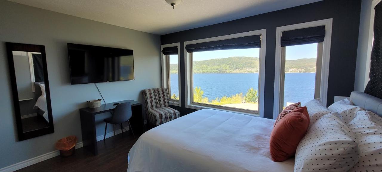Coastal Lookout Suites Корнер-Брук Экстерьер фото